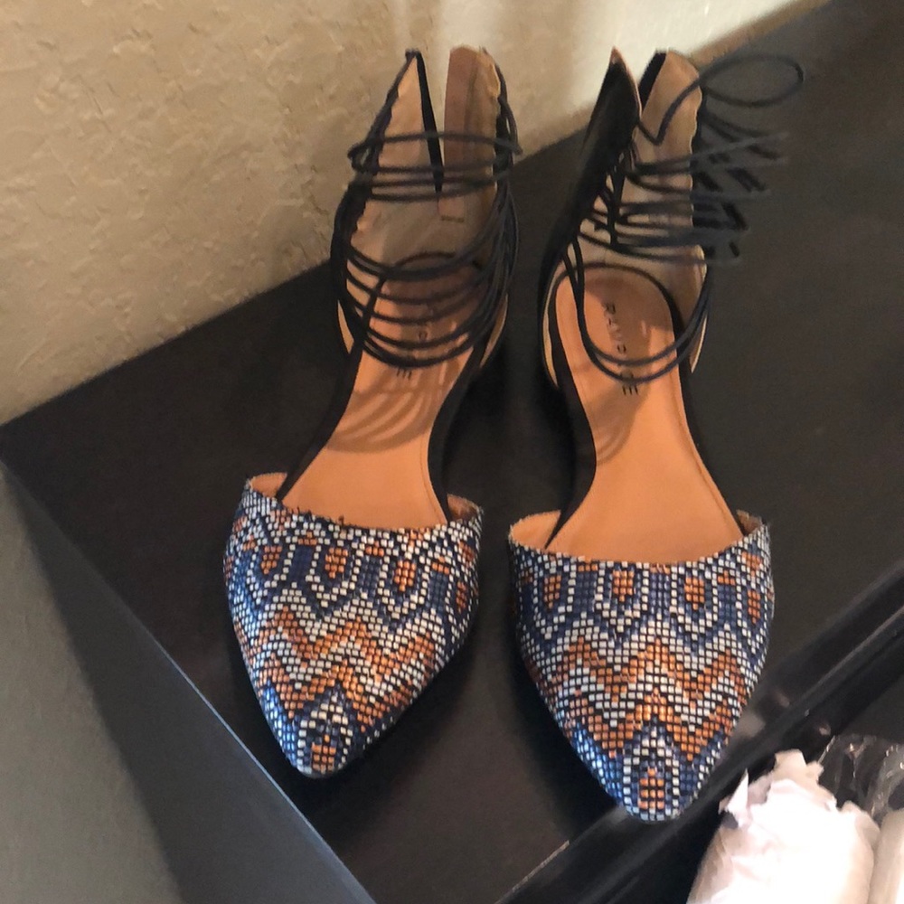 Women’s shoes